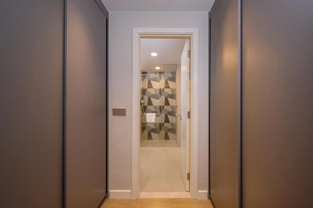 Citadines Roces Quezon City Exterior photo